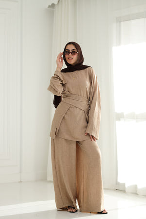Zahia set in sandstone